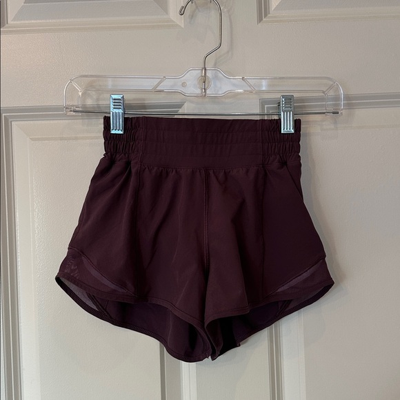 lululemon athletica Pants - Lululemon Athletica Hotty Hot Shorts